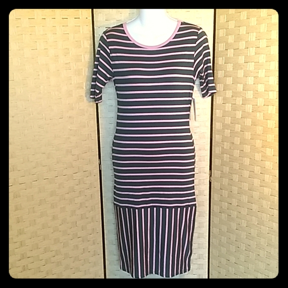 LuLaRoe Dresses & Skirts - Womens New LuLaRoe Julia Dress Size XS
